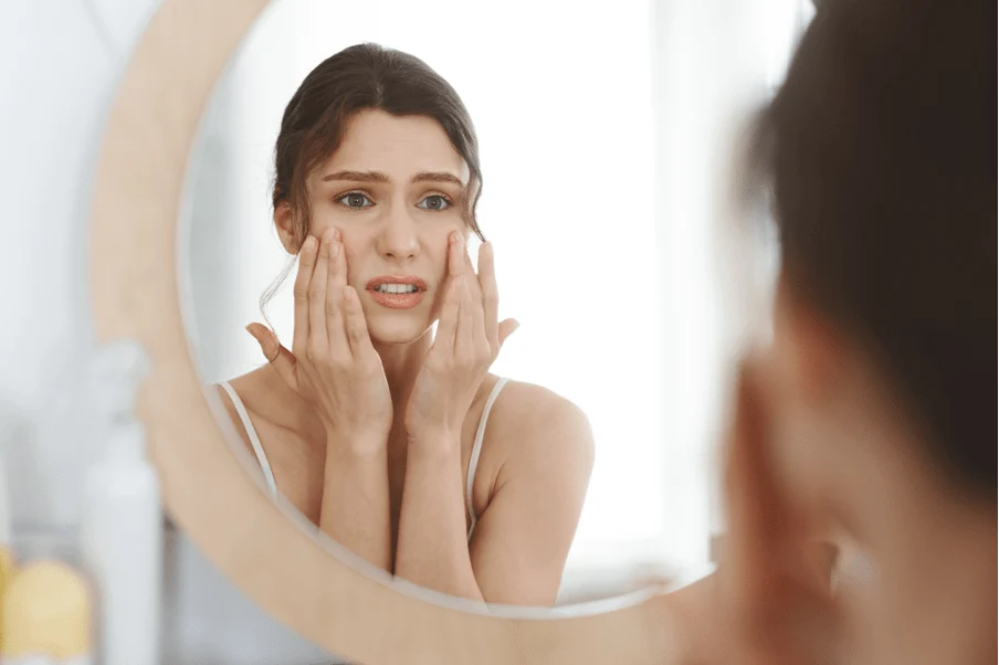 4 NGUYÊN NHÂN KHIẾN DA LÃO HÓA SỚM VÀ PHƯƠNG PHÁP ĐIỀU TRỊ CHUẨN Y KHOA